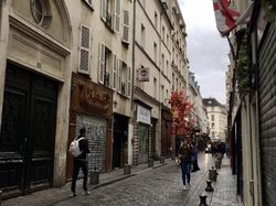 Autour de la Roquette