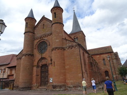 Le Mont Saint Michel et Neuwiller lès Saverne par Jacques