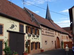Le Mont Saint Michel et Neuwiller lès Saverne par Jacques