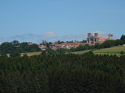 Séjour en Auvergne: LA Chaise-Dieu par Jacques