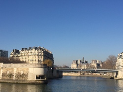 Traversée de Paris par Sylvie